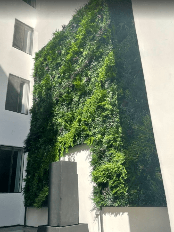 Bespoke Pattern Artificial Green Wall in Los Angeles, California