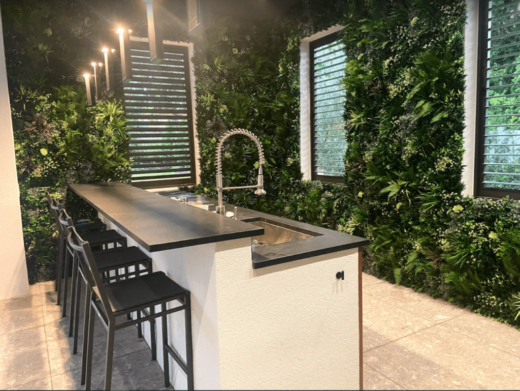 Residential Artificial Green Wall, Florida