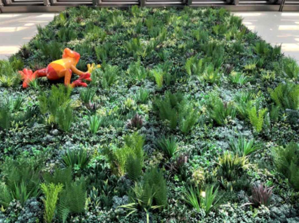 Starbucks Artificial Green Wall